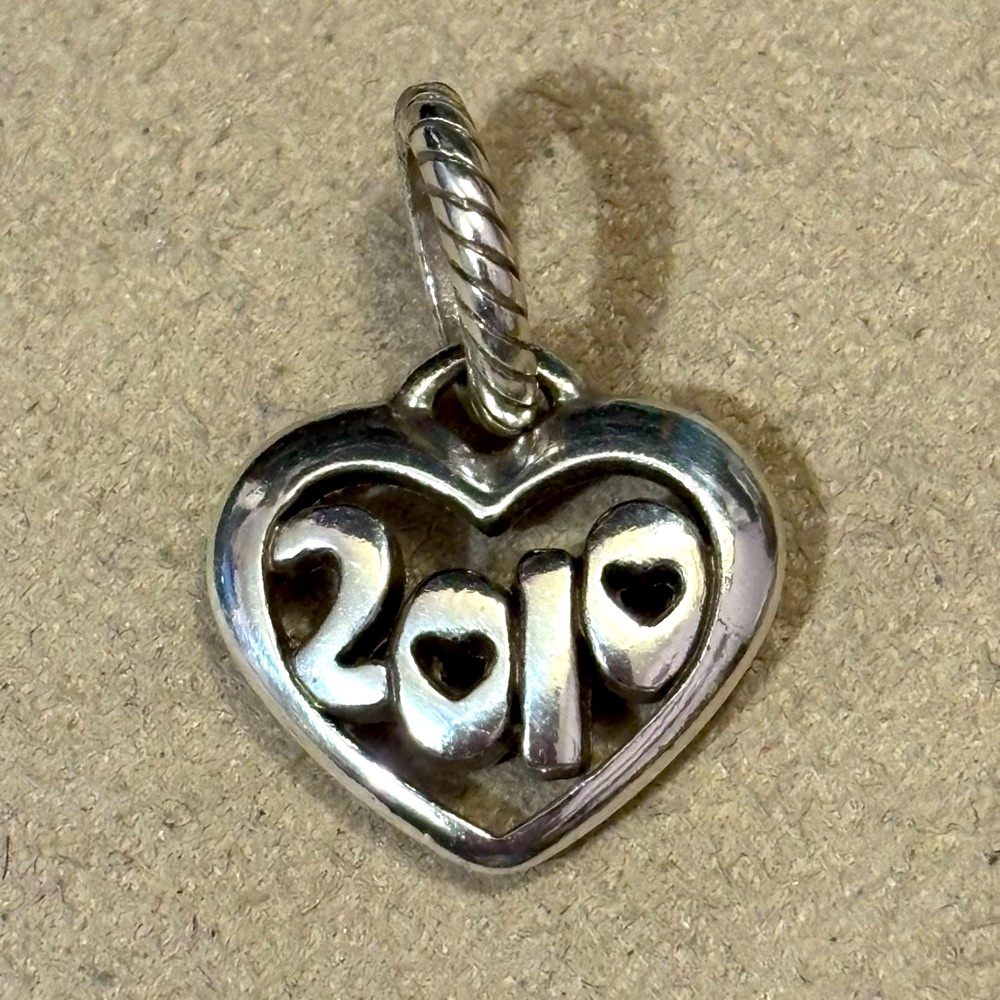 Brighton 2010 charm Heart-shaped in silver Cutout design of number Retired